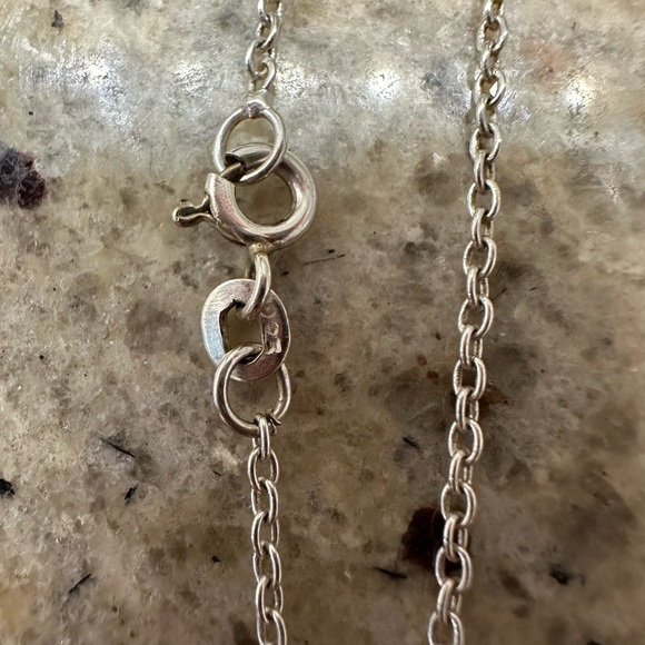 Authentic Chanel CC large silver brooch! - Picture 3 of 4